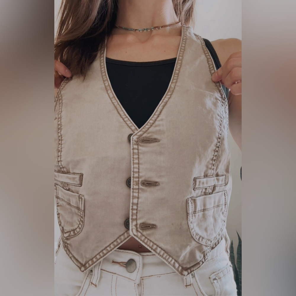 Free people vest
